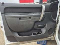 2012 Chevrolet 3500HD with Service Body *OOP-BC*