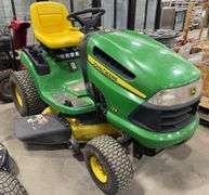 John Deere 135 Ride-on Lawn Mower