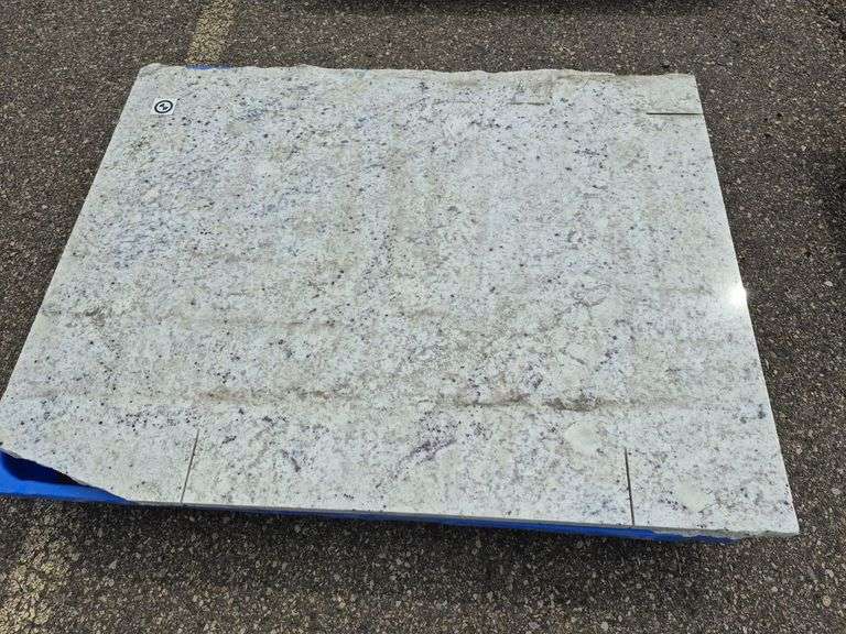 Slab of Granite (White with Beige/Grey/Black Speckling Pattern)