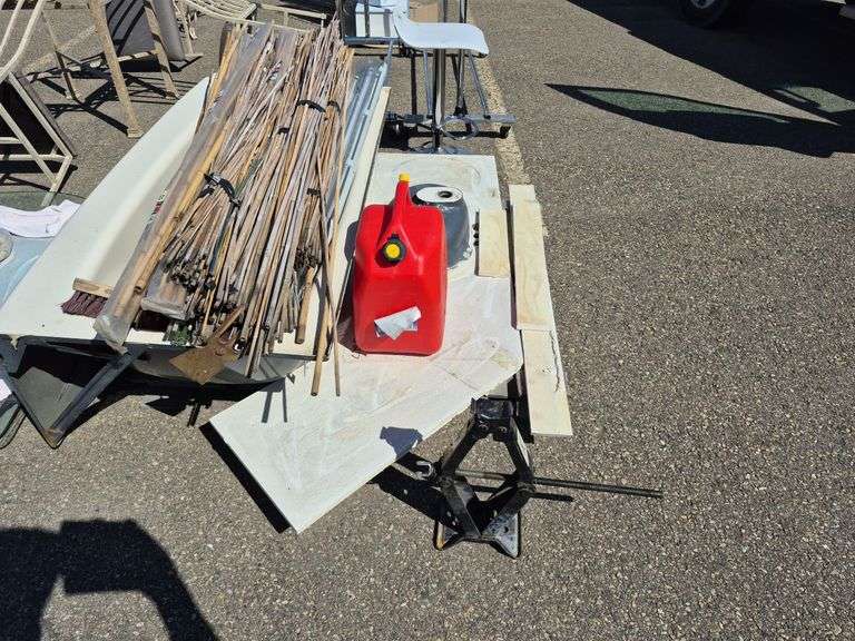 Pallet with Granite Countertop with Sink, Bar Stool, Gas Can, Bathtub, & Misc.