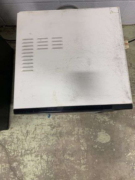 Toshiba Microwave (Vintage)