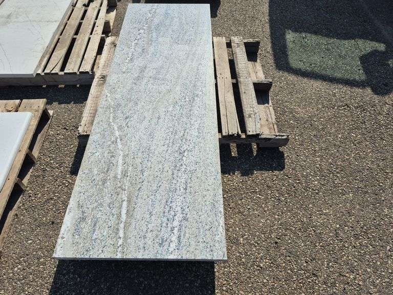 Slab of Granite (Beige/Grey/White Veining Pattern)