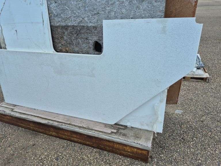 2 Slabs of Granite (Refer to Pictures)