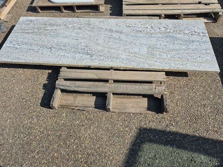 Slab of Granite (Beige/Grey/White Veining Pattern)