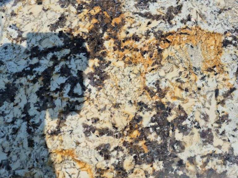 Slab of Granite (White/Grey/Black/Beige Pattern)