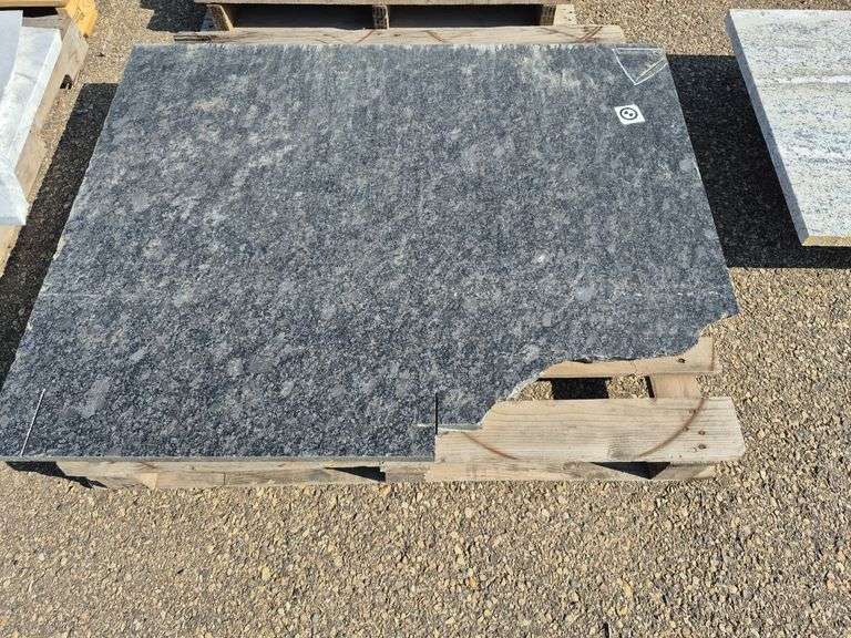 Slab of Granite (Black/Grey Speckled Pattern)