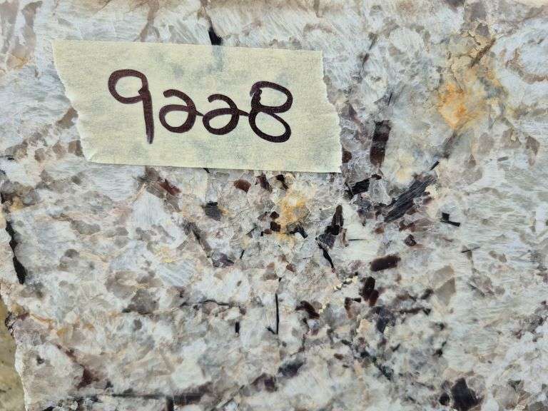 Slab of Granite Irregular Shape (Black/Grey/Beige/White Marbling Pattern)