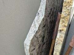 Slab of Granite Irregular Shape (White/Grey/Beige/Black Veining/Speckling Pattern)