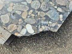 Slab of Granite (Black/Grey/White/Beige Colors Looking like Rocks)