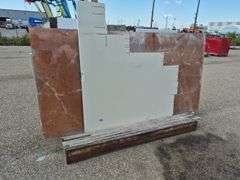 2 Slabs of Granite (Refer to Pictures)