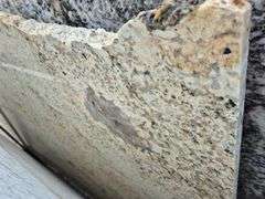 Slab of Granite (White/Grey/Beige/Black Speckling Pattern)