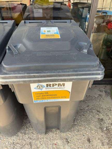 Plastic Garbage Bins