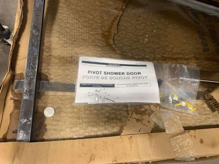 Pivot Shower Door (Clear Tampered Glass)