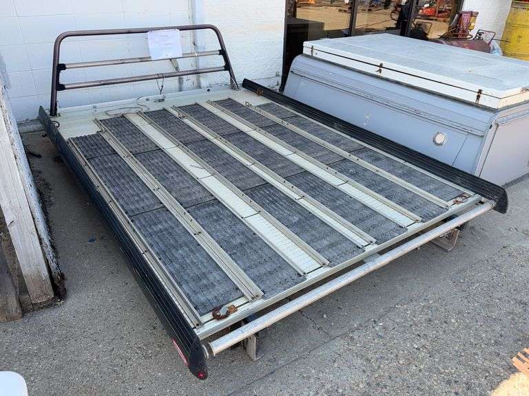 Extendable Sled Deck w/ Ramps (105"Lx75"Wx33"H)