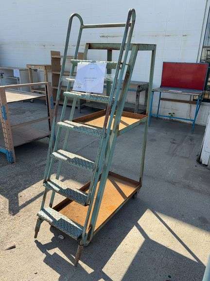 Ladder with Wheels (21"Lx44"Wx74"H)