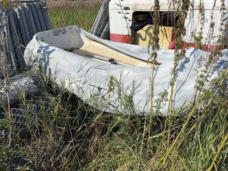 Inflatable 5 Person Boat