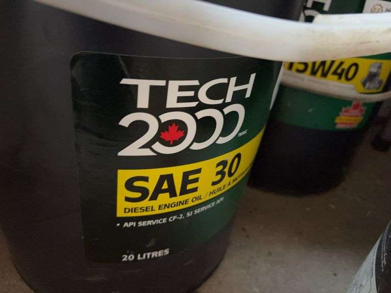 Engine Oil and All Purpose Drywall Filler