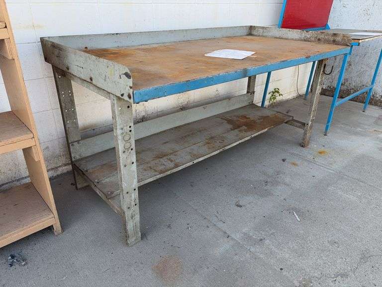 Work Table/Bench (72"Lx36"Wx37"H)