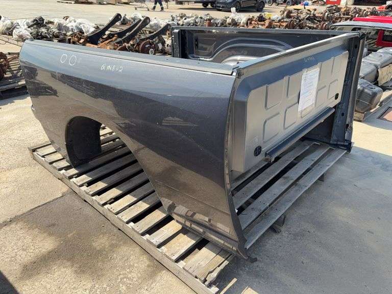 2016 RAM 2500 Box (Grey)