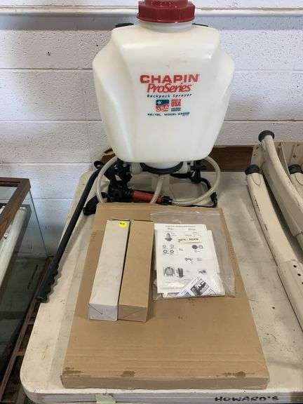 Unused Glacier Bay Sprayer, White Plastic Toilet Seat & Bathroom Sink Drains