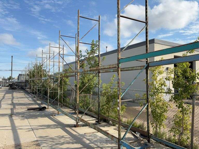 Metal Racking (12 Sections)