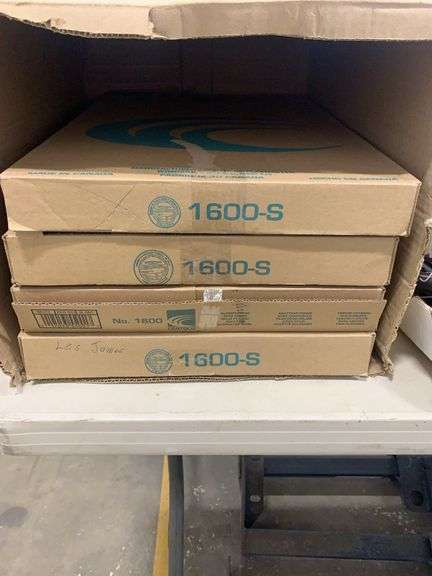 Elongated Toilet Seat (4x New in a box)