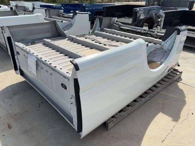 2020 F350SD Box/White (New Take-Off)