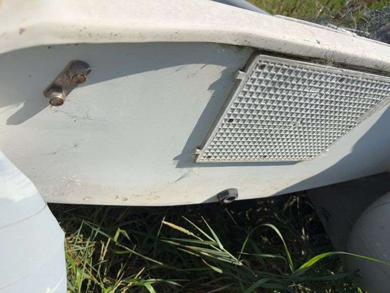 Inflatable 5 Person Boat