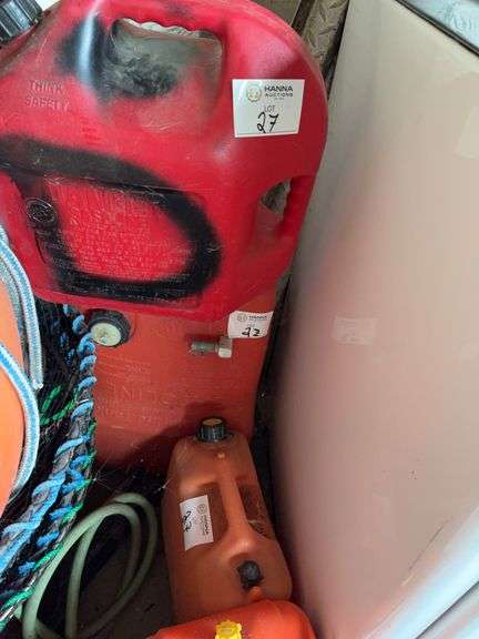 Various Size of Gas Container and Funnel