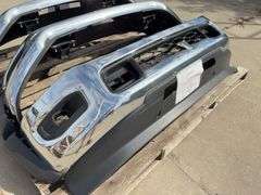 Single 2023 Dodge RAM 3500 Front Bumper (New Take Off)