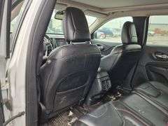 2016  Jeep   Cherokee Trailhawk