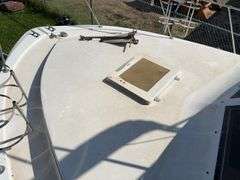 1979 28' Trojan Flybridge