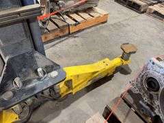 10,000 lb Challenger Vehicle Lift