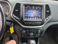 2016  Jeep   Cherokee Trailhawk