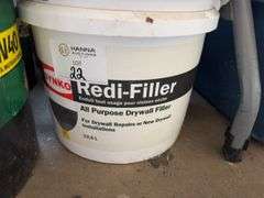 Engine Oil and All Purpose Drywall Filler