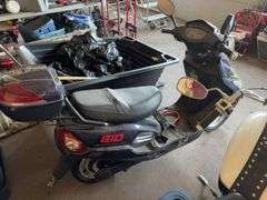 Gio   Electric Scooter