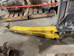 10,000 lb Challenger Vehicle Lift