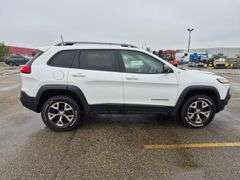 2016  Jeep   Cherokee Trailhawk