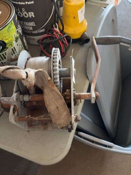 Hand Crank and Bilge Pump