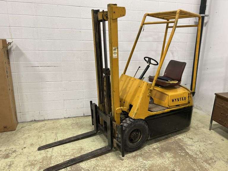 Hyster H25E Forklift