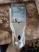 2000lbs Electric Winch & Miscellaneous