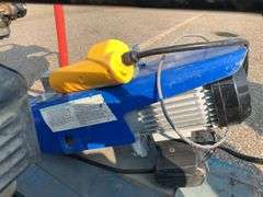 Power Fist Electric 880/1760lb Cable Hoist