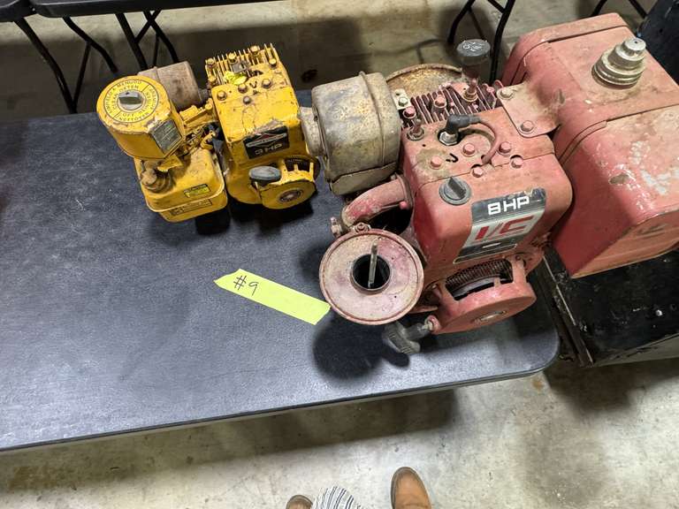 TWO (2) BRIGGS & STRATTON MOTORS