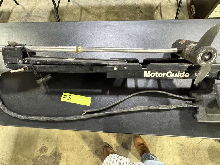 MOTOR GUIDE TROLLING MOTOR