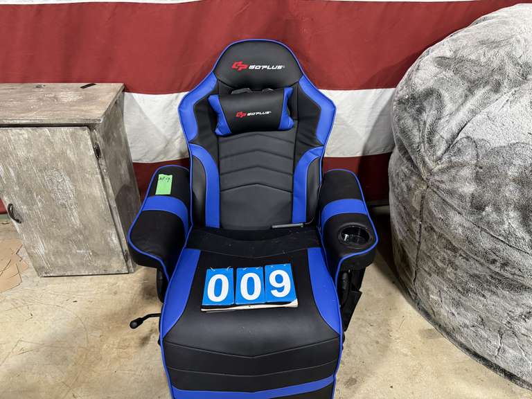 GAMING CHAIR