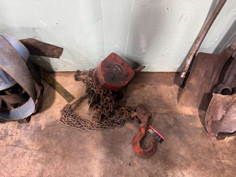 DURACRAFT CHAIN HOIST 3 TON