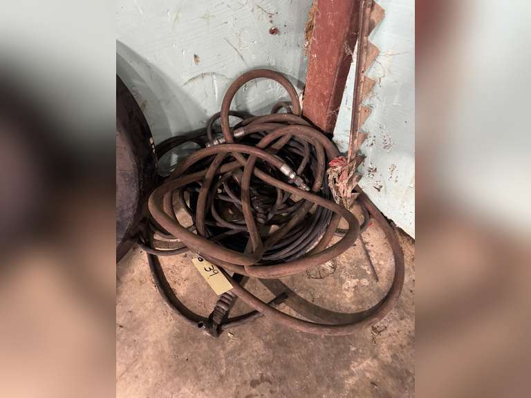 GROUP OF AIR HOSES