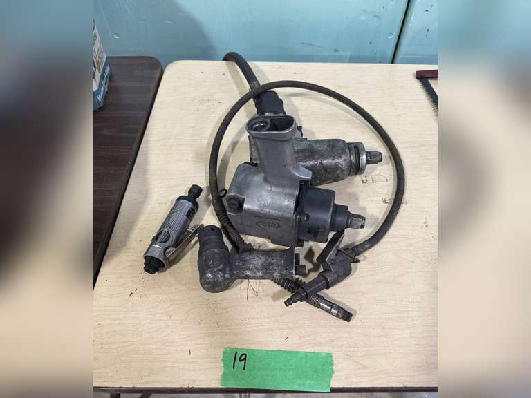 PNEUMATIC IMPACT