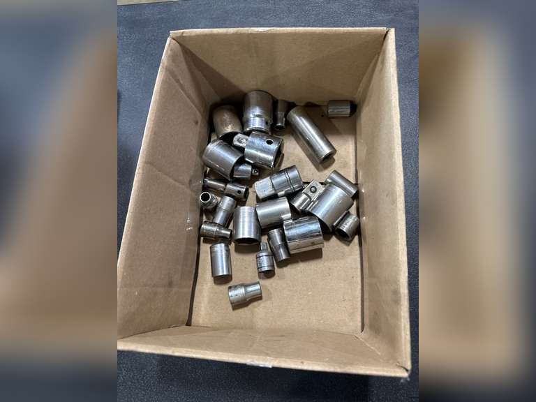 SOCKETS, ADAPTERS