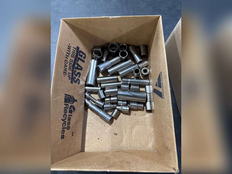 SOCKETS